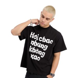 "HOI CHAO" Boxy T-shirt | Black